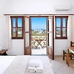 Almyra Perissa (Santorini)